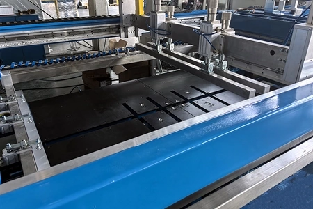 Impresora serigráfica automática para vidrio automotriz